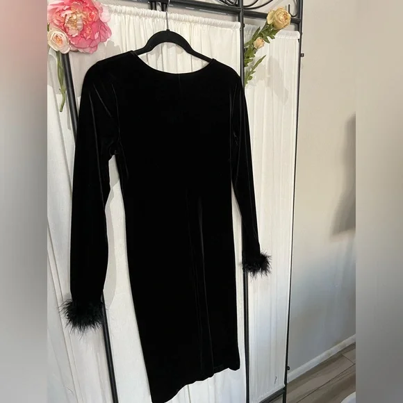 Vintage Stepping Out, black velour dress with black feather around the cuff. - Picture 2 of 5